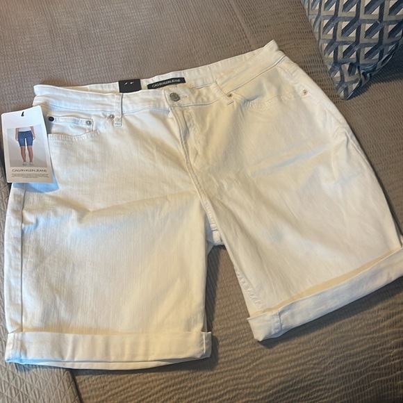 Nwt Calvin Klein Shorts, 16